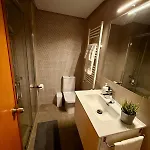 Private & Bath Near Old Town Apartmán Caces