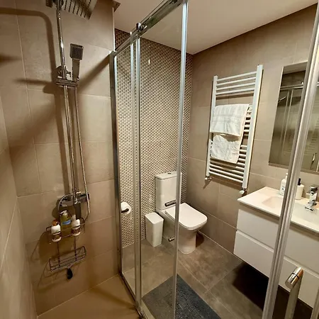 Private & Bath Near Old Town Caces