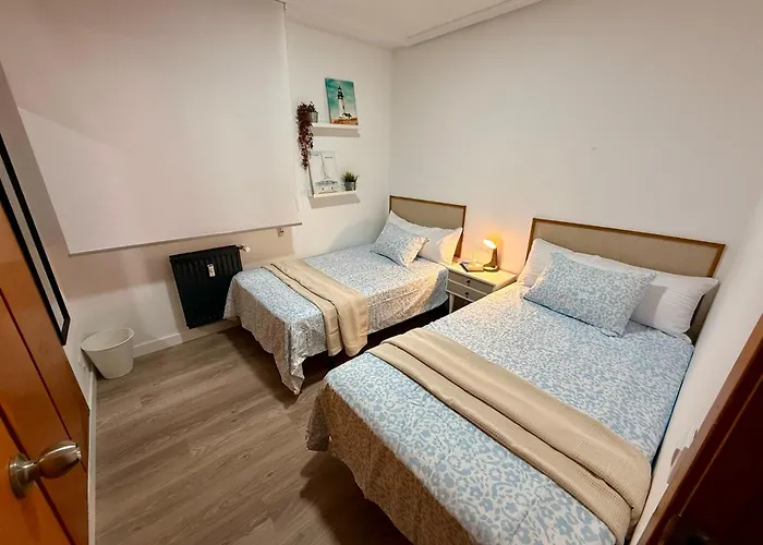 Private & Bath Near Old Town Appartamento *